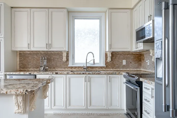 121 Allegra Drive, Wasaga Beach, ON L9Z 1P2