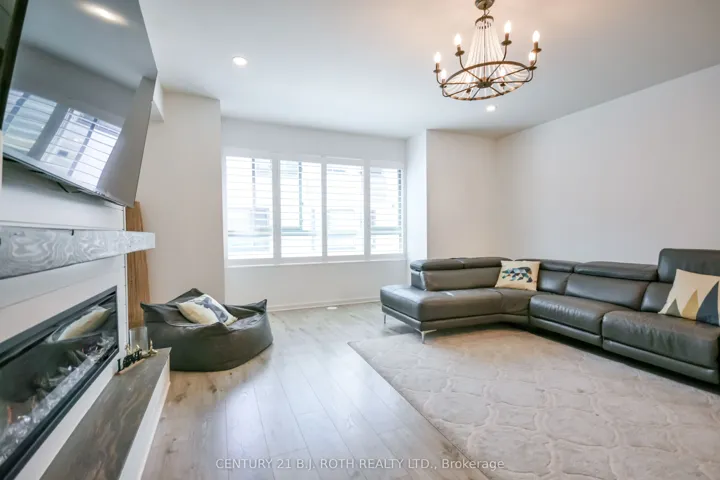 369 Essa Road, Barrie, ON L4N 9C8