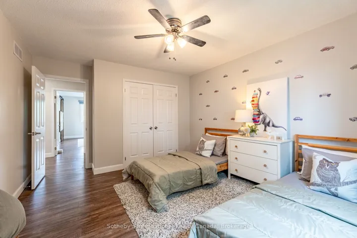 23 Carr Drive, Barrie, ON L4N 6M9