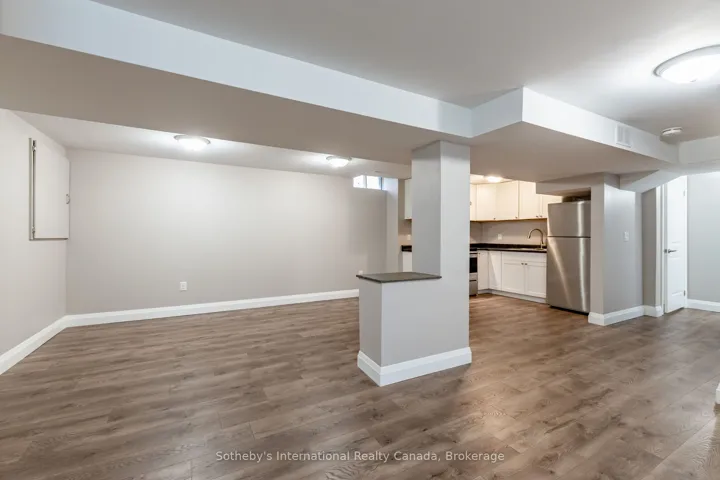 23 Carr Drive, Barrie, ON L4N 6M9