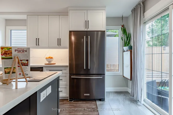 23 Carr Drive, Barrie, ON L4N 6M9