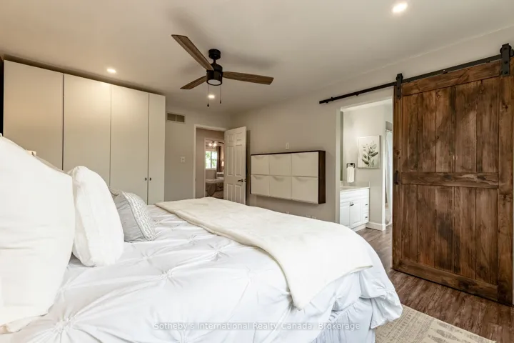 23 Carr Drive, Barrie, ON L4N 6M9