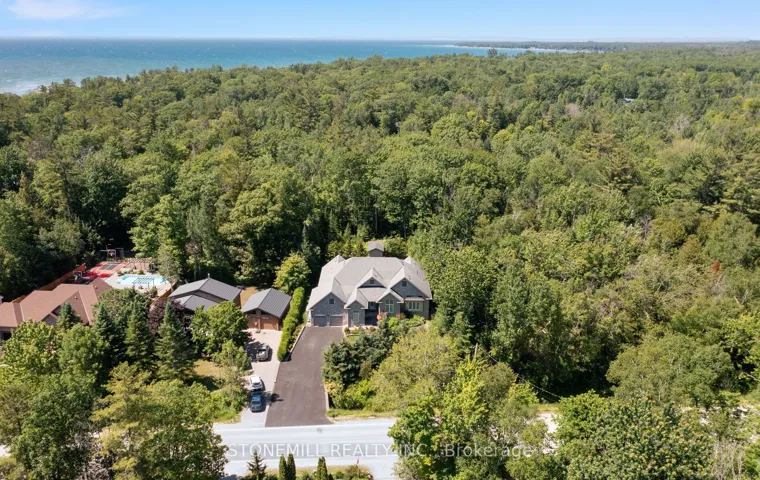 868 Eastdale Drive, Wasaga Beach, ON L9Z 2R2