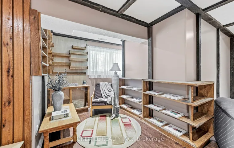 868 Eastdale Drive, Wasaga Beach, ON L9Z 2R2