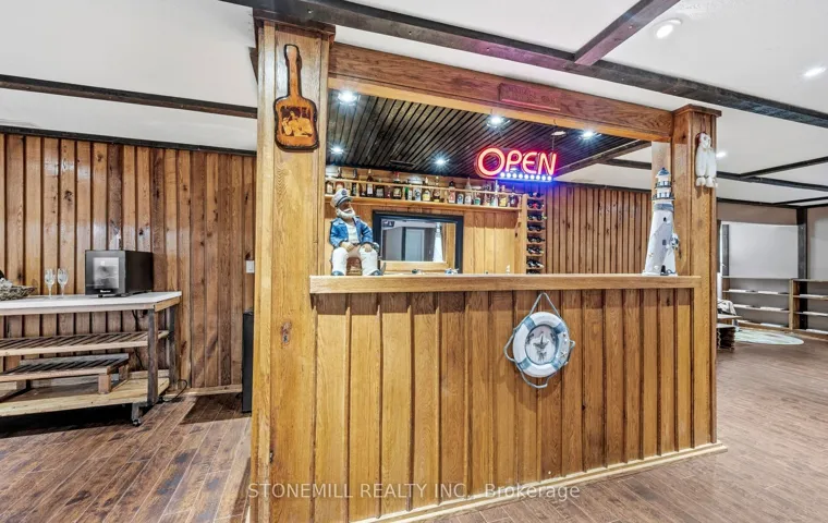 868 Eastdale Drive, Wasaga Beach, ON L9Z 2R2