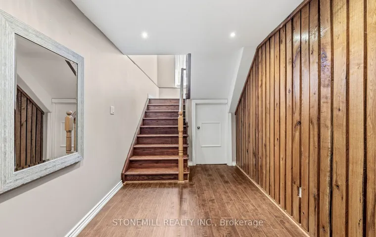 868 Eastdale Drive, Wasaga Beach, ON L9Z 2R2