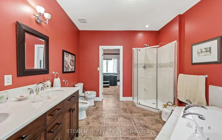 868 Eastdale Drive, Wasaga Beach, ON L9Z 2R2