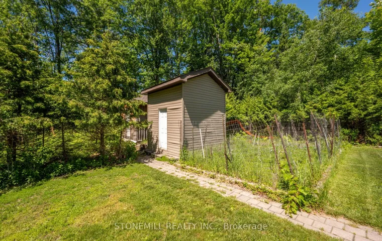 868 Eastdale Drive, Wasaga Beach, ON L9Z 2R2