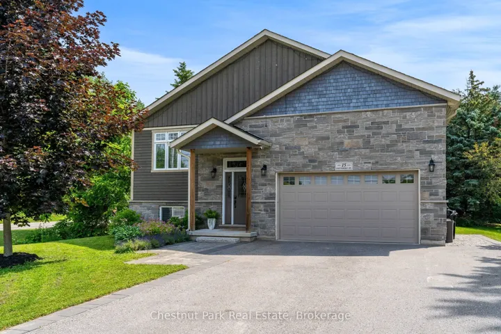 Welcome to 15 Saunders St. Collingwood