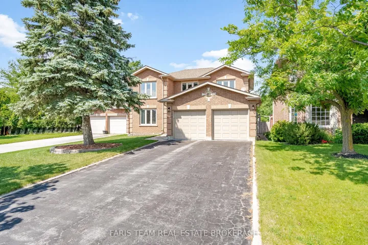 491 Ferndale Drive N, Barrie, ON L4N 7X7