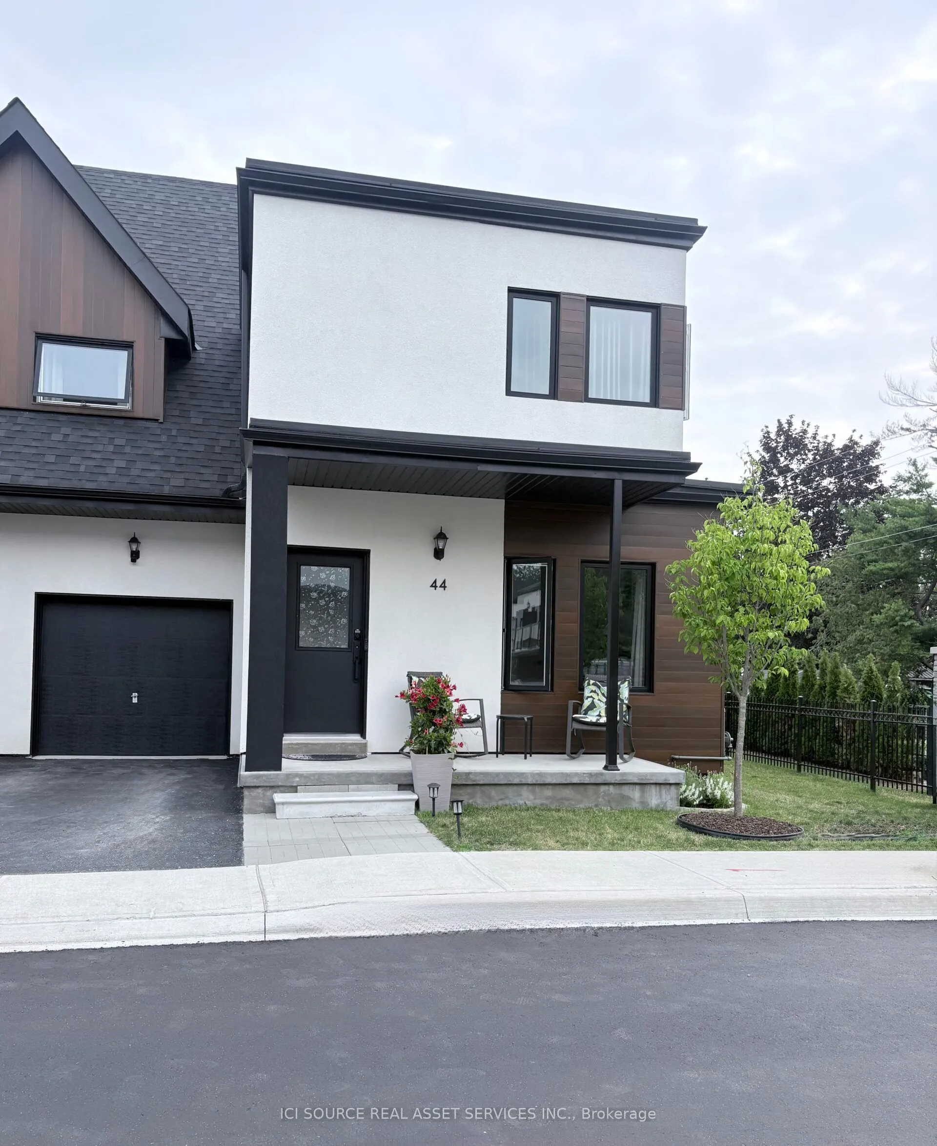 Property For Sale | S13619714