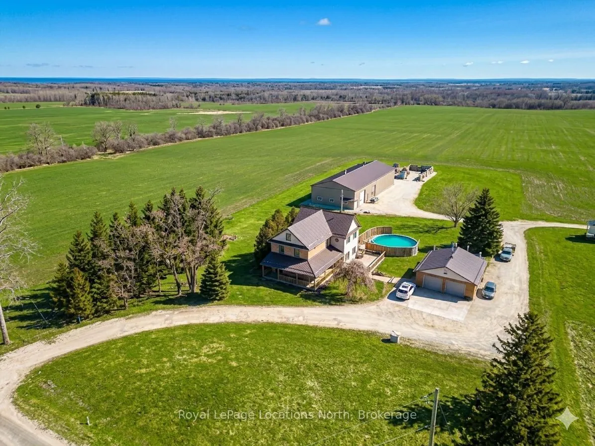 Detached Home For Sale | S13676466