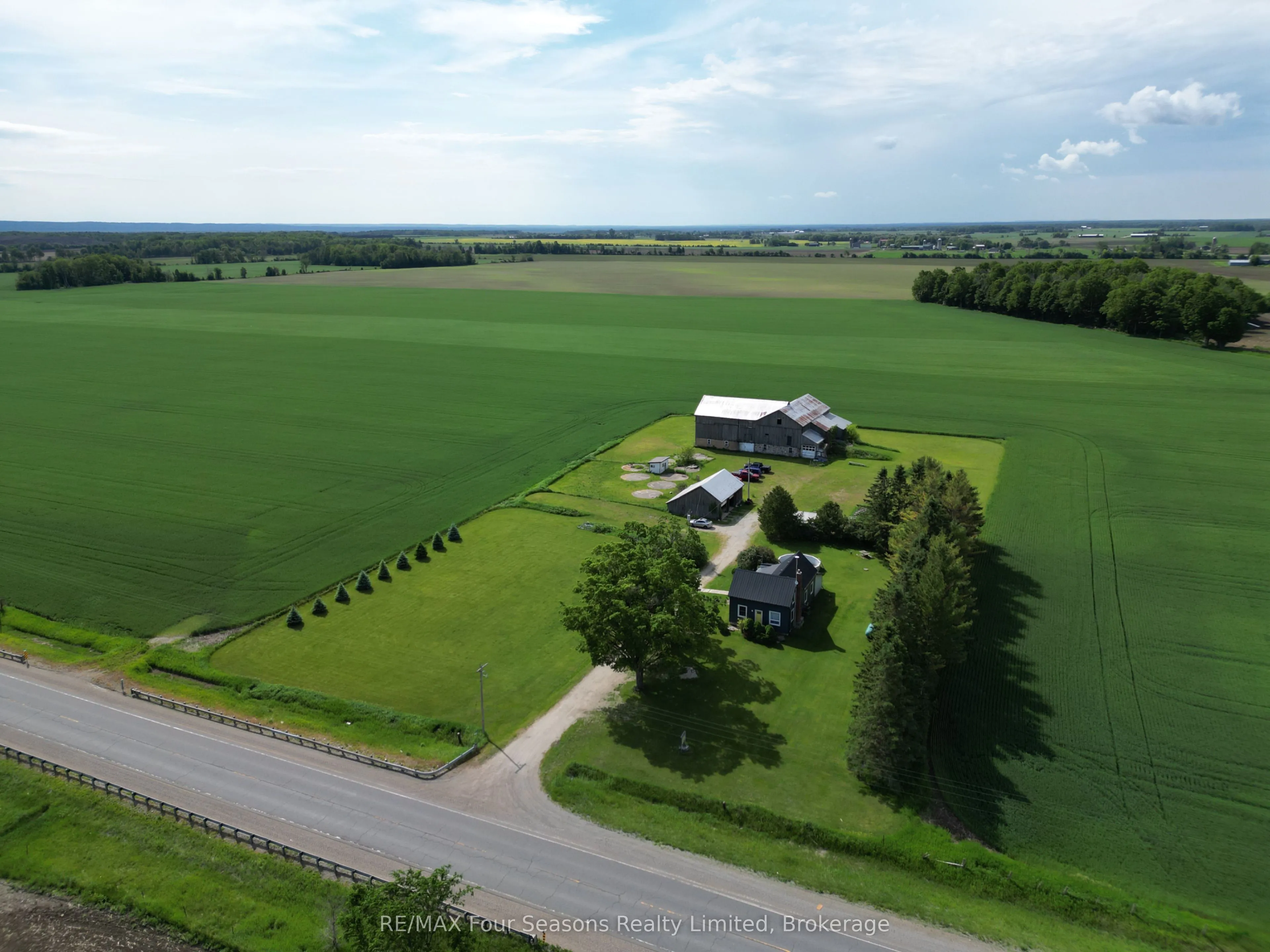 Detached Home For Sale | S13679502