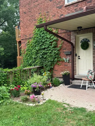 47 Loggers Run, Barrie, ON L4N 6W3