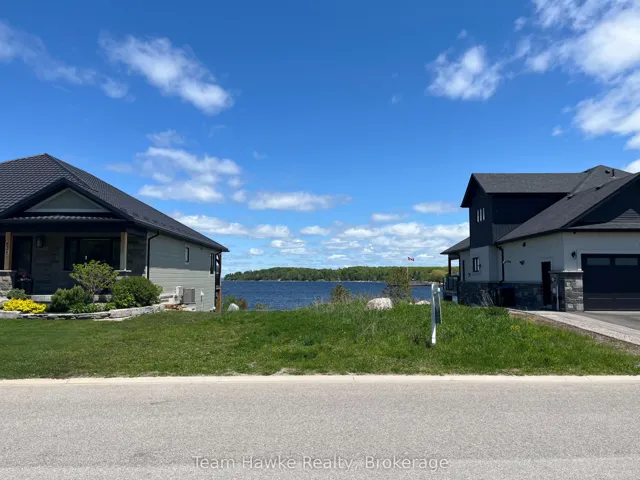 637 Aberdeen Boulevard, Midland, ON L4R 5N9