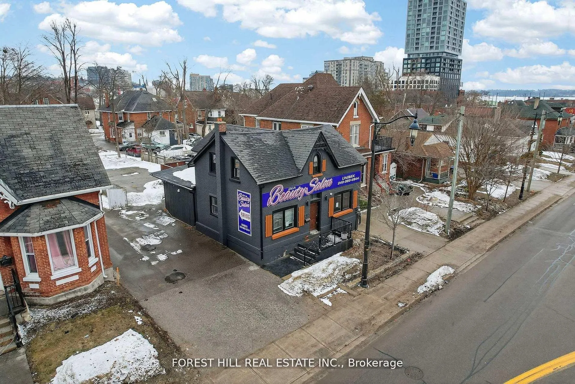 Detached Home For Sale | S13732462
