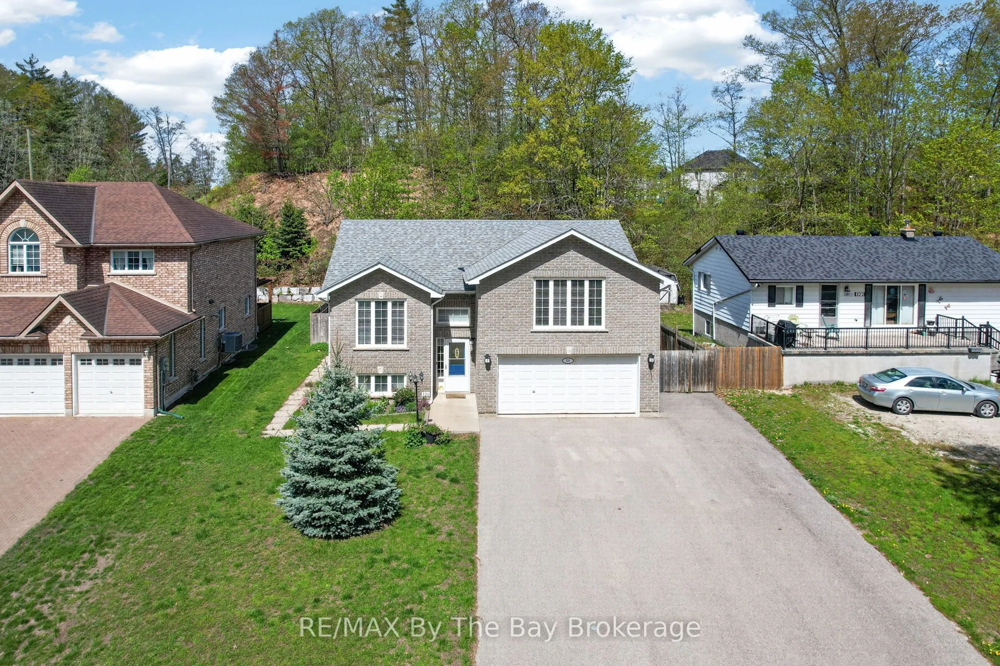 Detached Home For Sale | S13735806