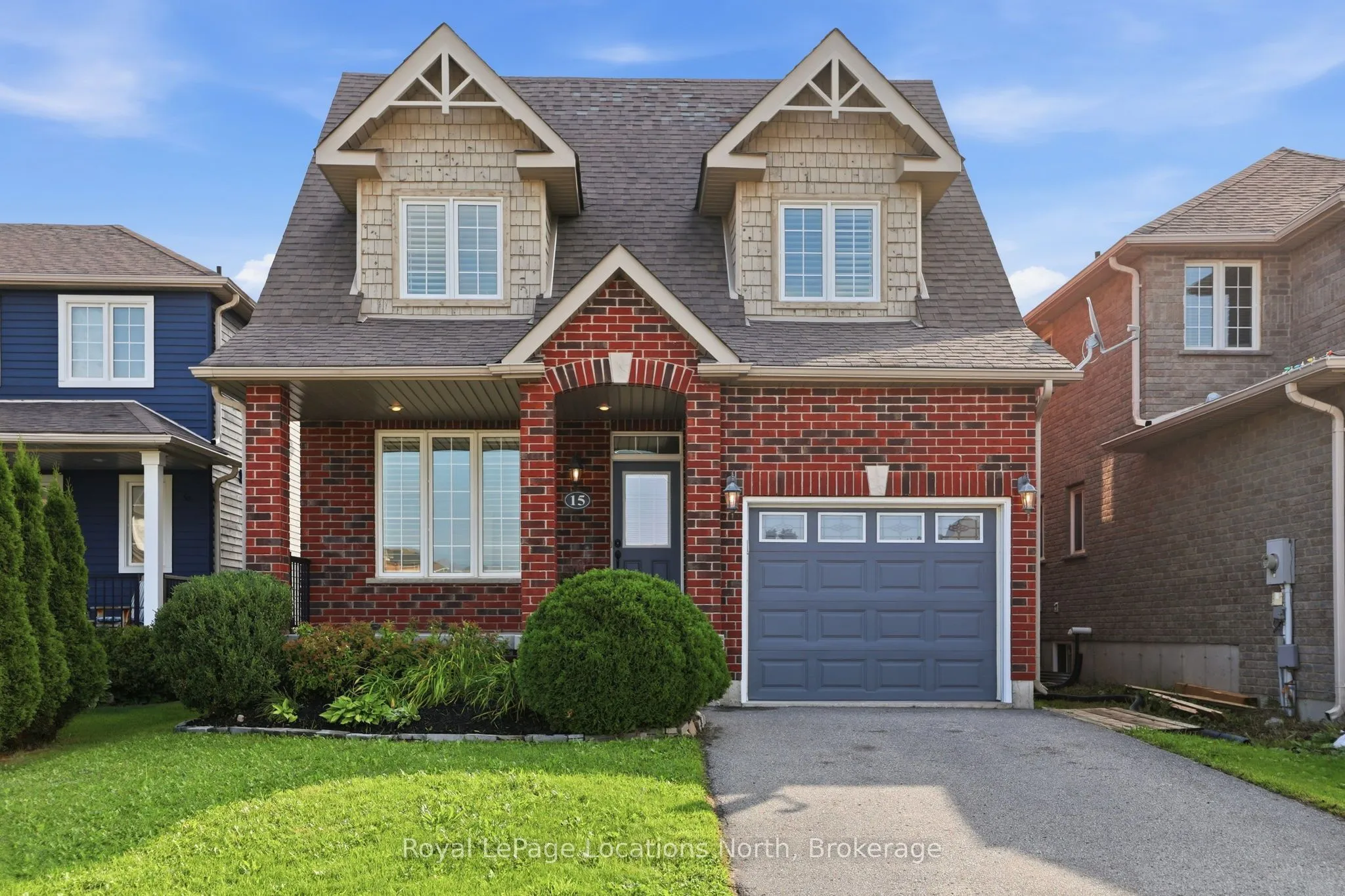 Detached Home For Sale | S13735838