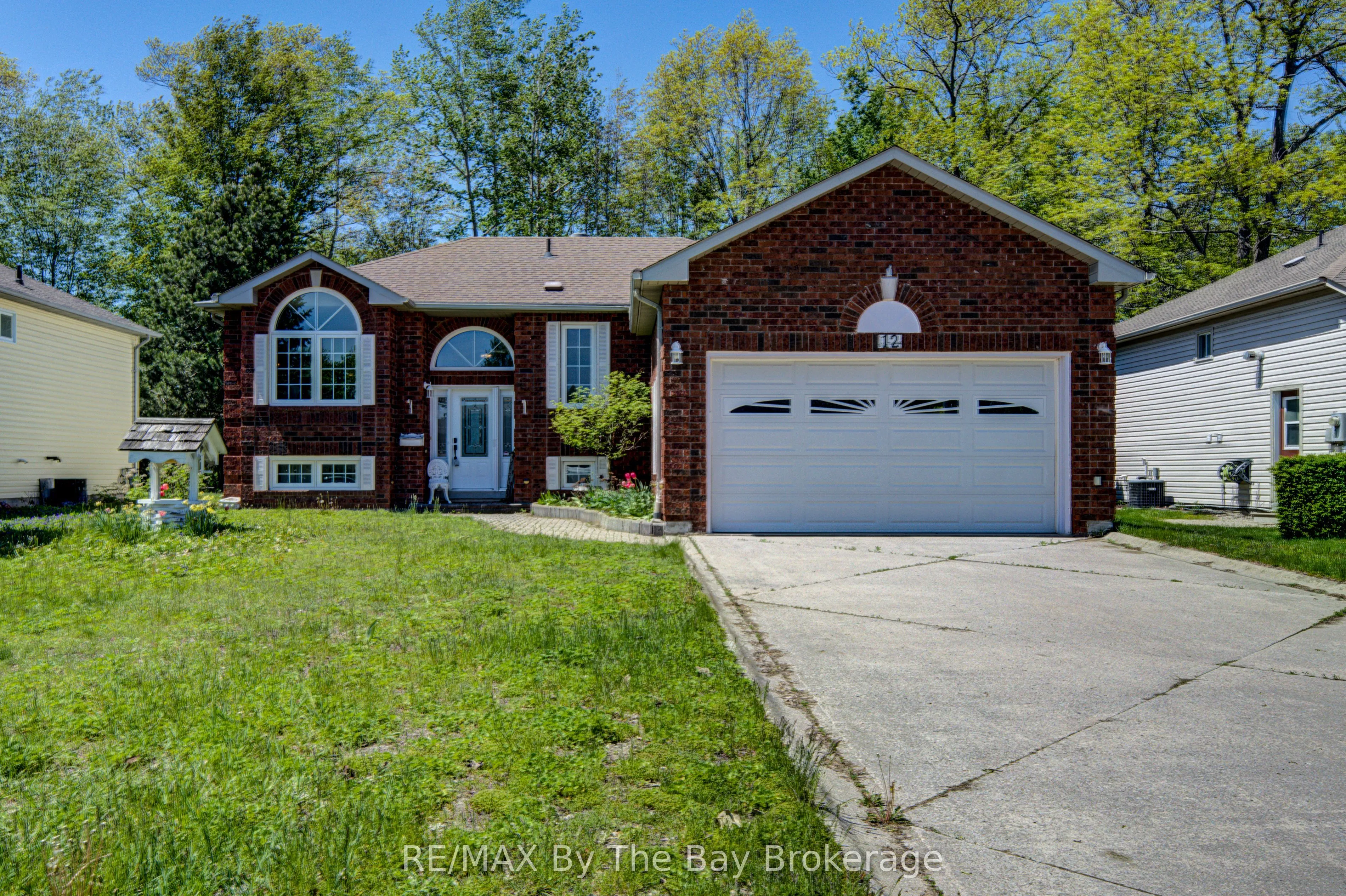 Detached Home For Sale | S13736684