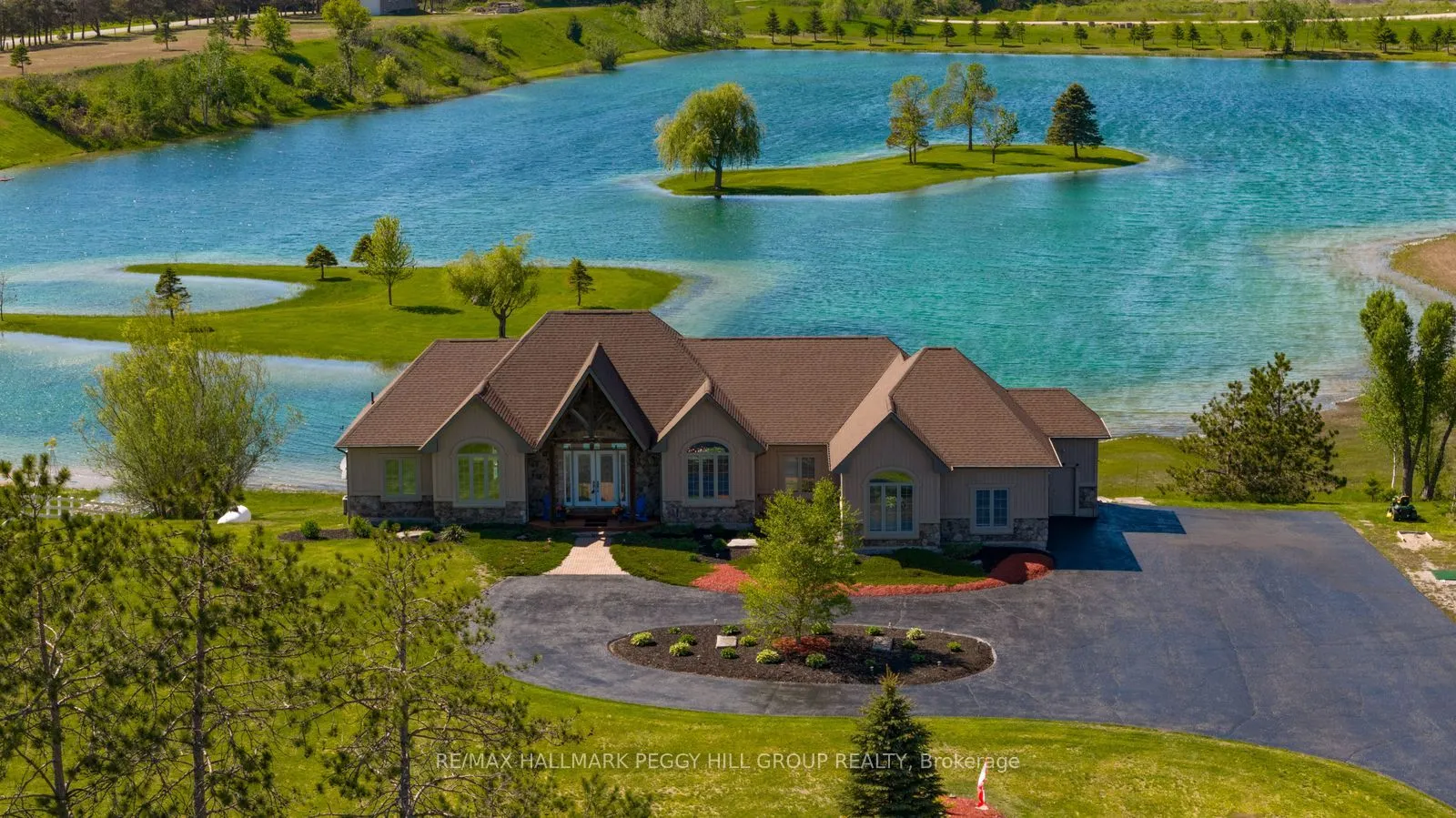 Detached Home For Sale | S13738474