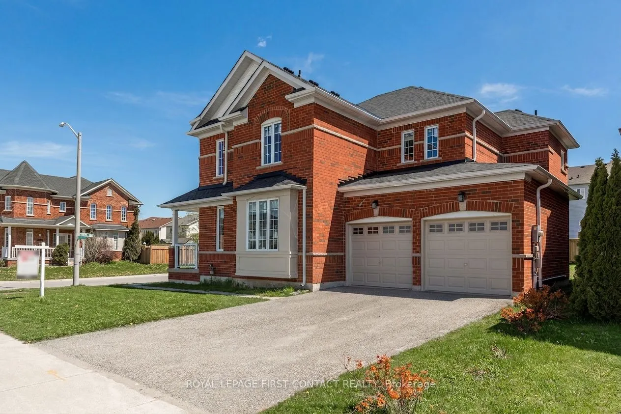 Detached Home For Sale | S13738774