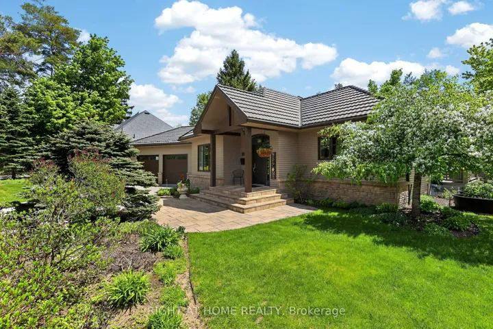 13 Alpine Way, Oro-medonte, ON L0L 2L0