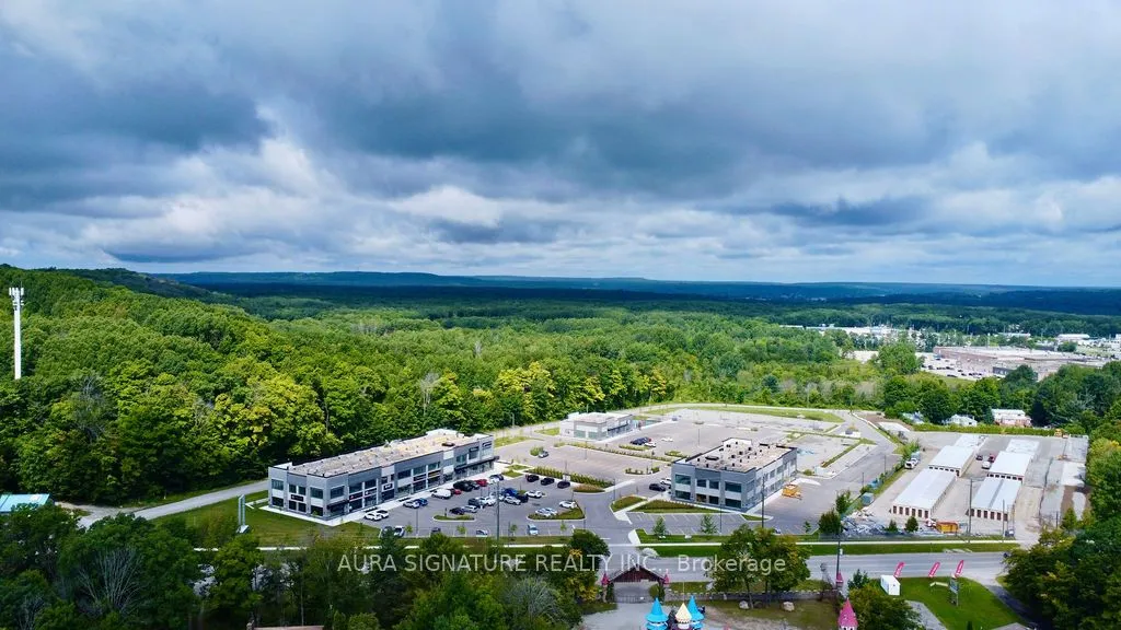 Office For Lease | S8105844