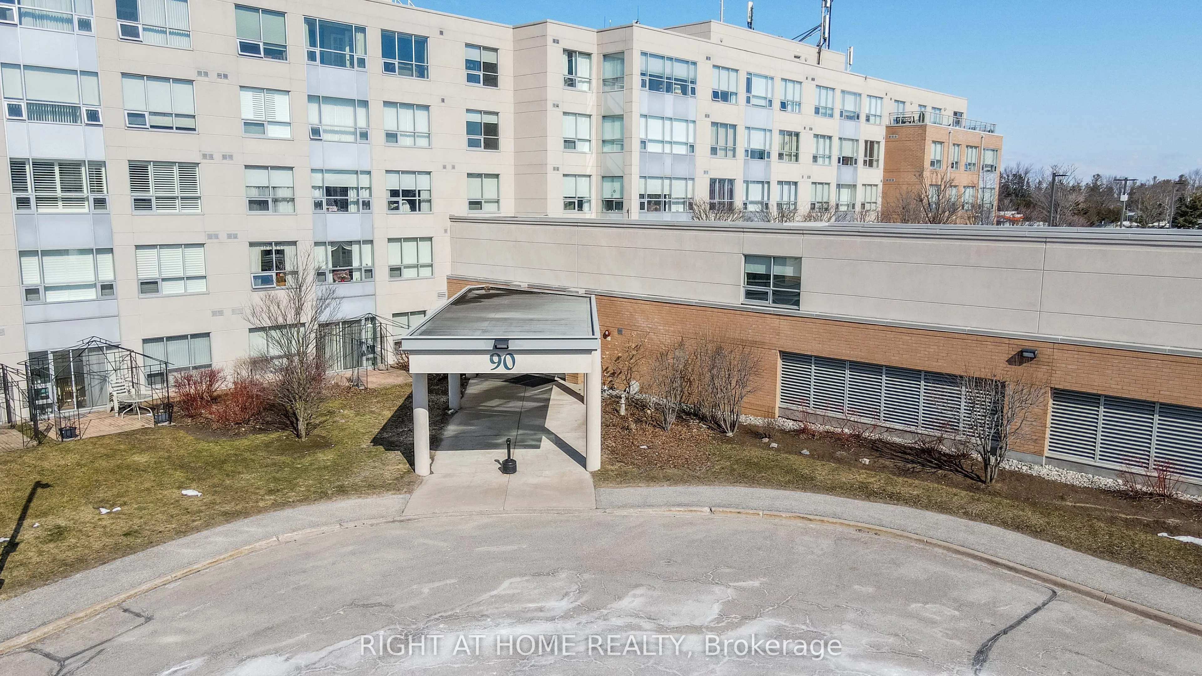 Property For Sale | S8364164