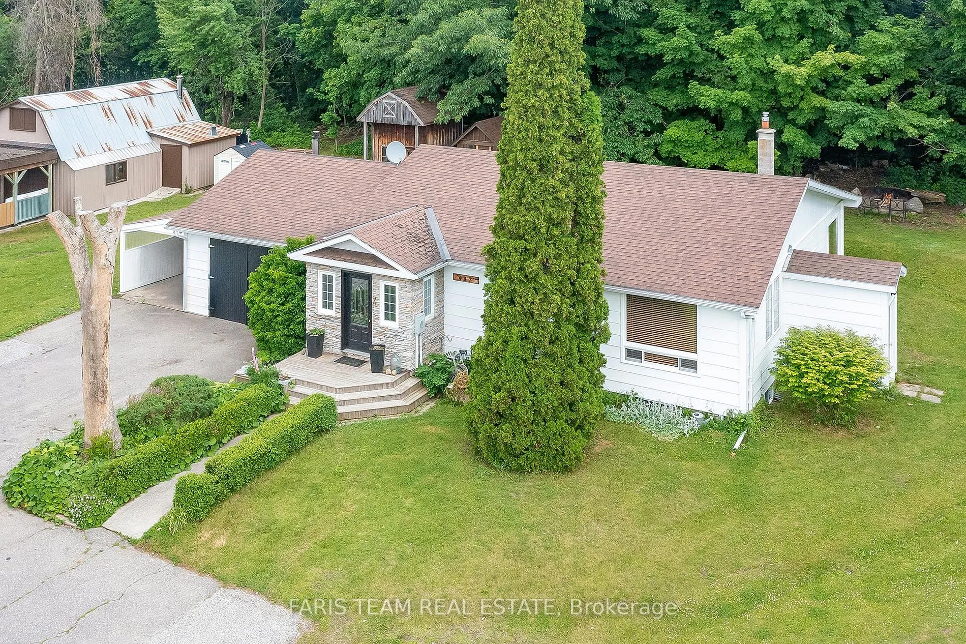 Detached Home For Sale | S8449814