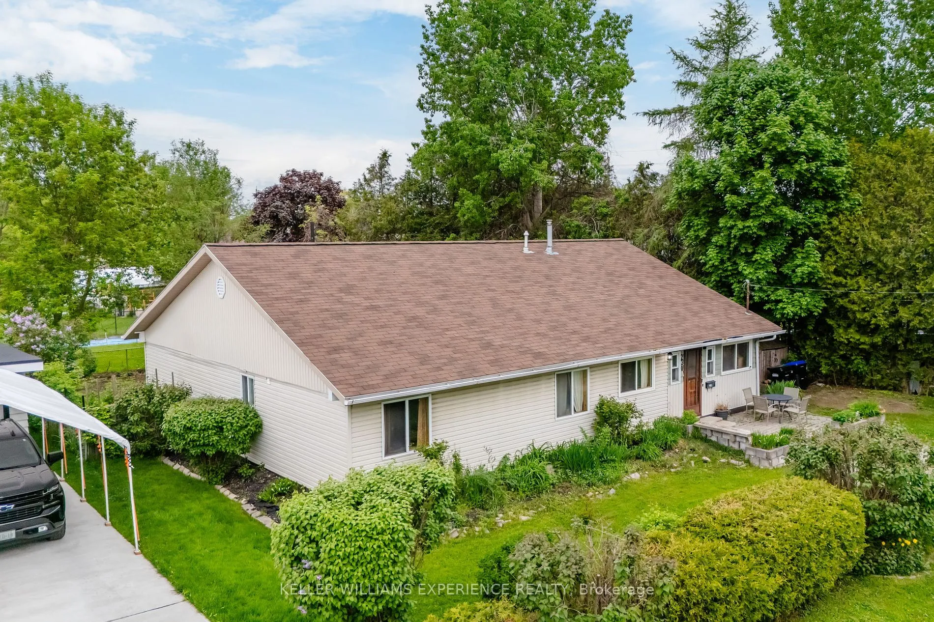 Detached Home For Sale | S8462538