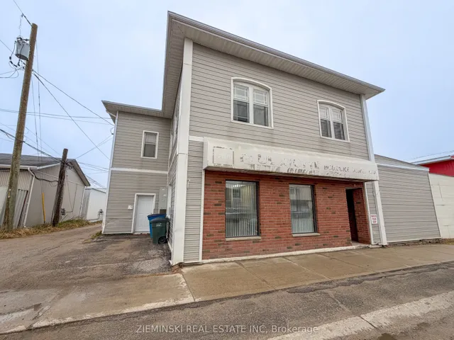 110-112 Third Street W, Cochrane, ON P0L 1C0