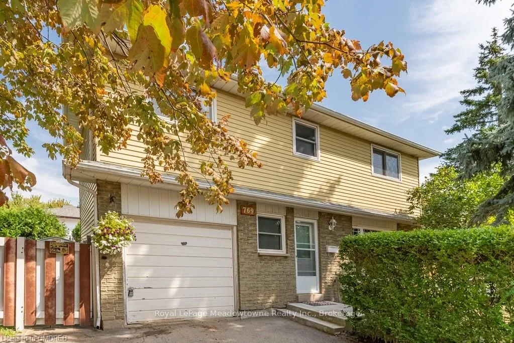 Detached Home For Sale | W10403867