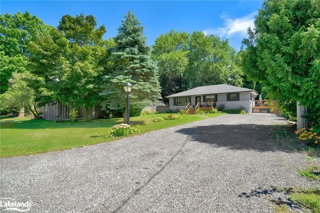 Detached Home For Sale | W10895408