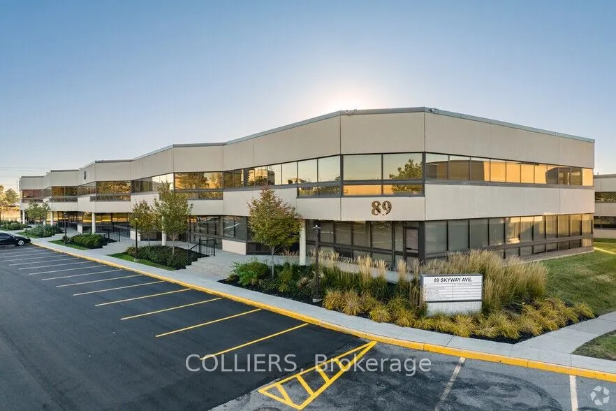 Office For Lease | W11822498