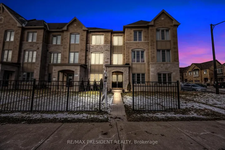 8575  Financial  Drive, Brampton, ON L6Y 6C4