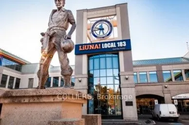 Office For Lease | W12239312