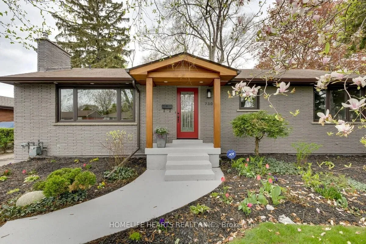 Detached Home For Lease | W12257718