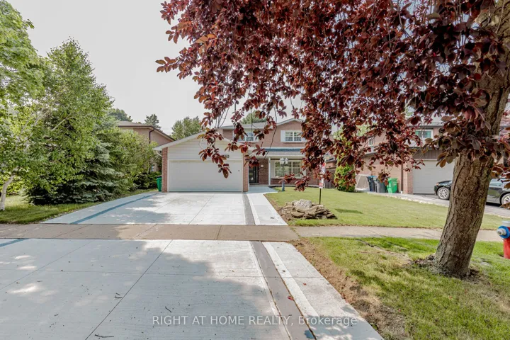 1073  Mesa  Crescent, Mississauga, ON L5R 3E7