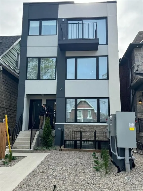 Multiplex For Sale | W12402385