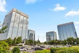 Office For Lease | W12418450