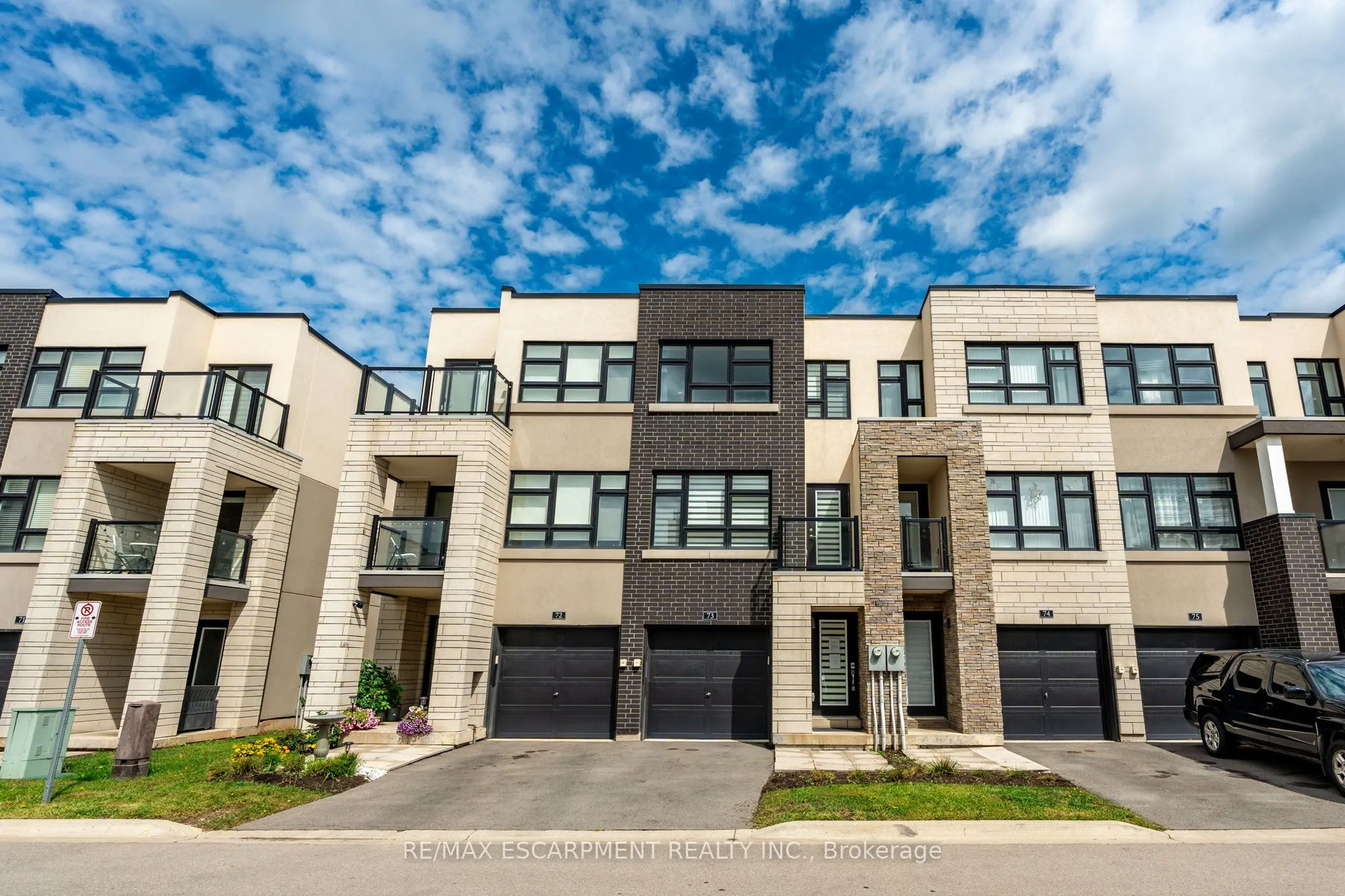 Property For Sale | W12421928