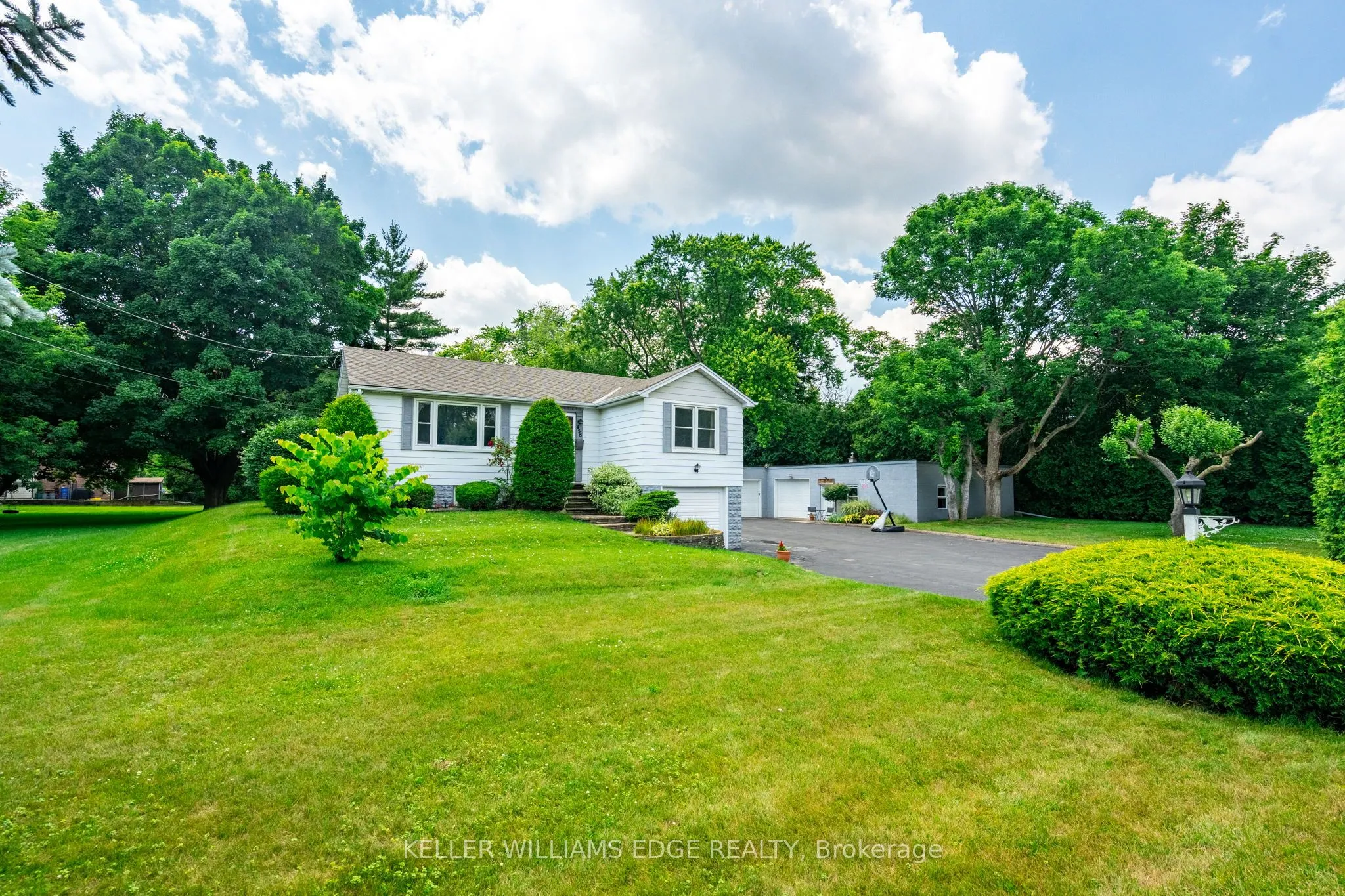 Detached Home For Sale | W12445508
