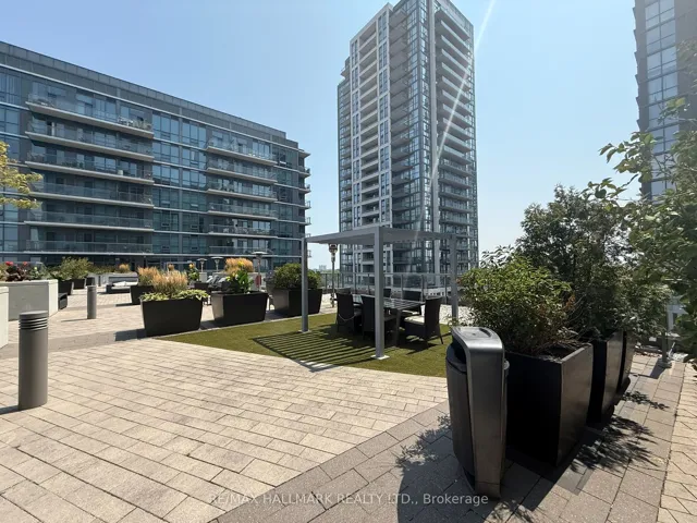 1185  The Queensway  Street, Toronto W08, ON M8Z 0C6