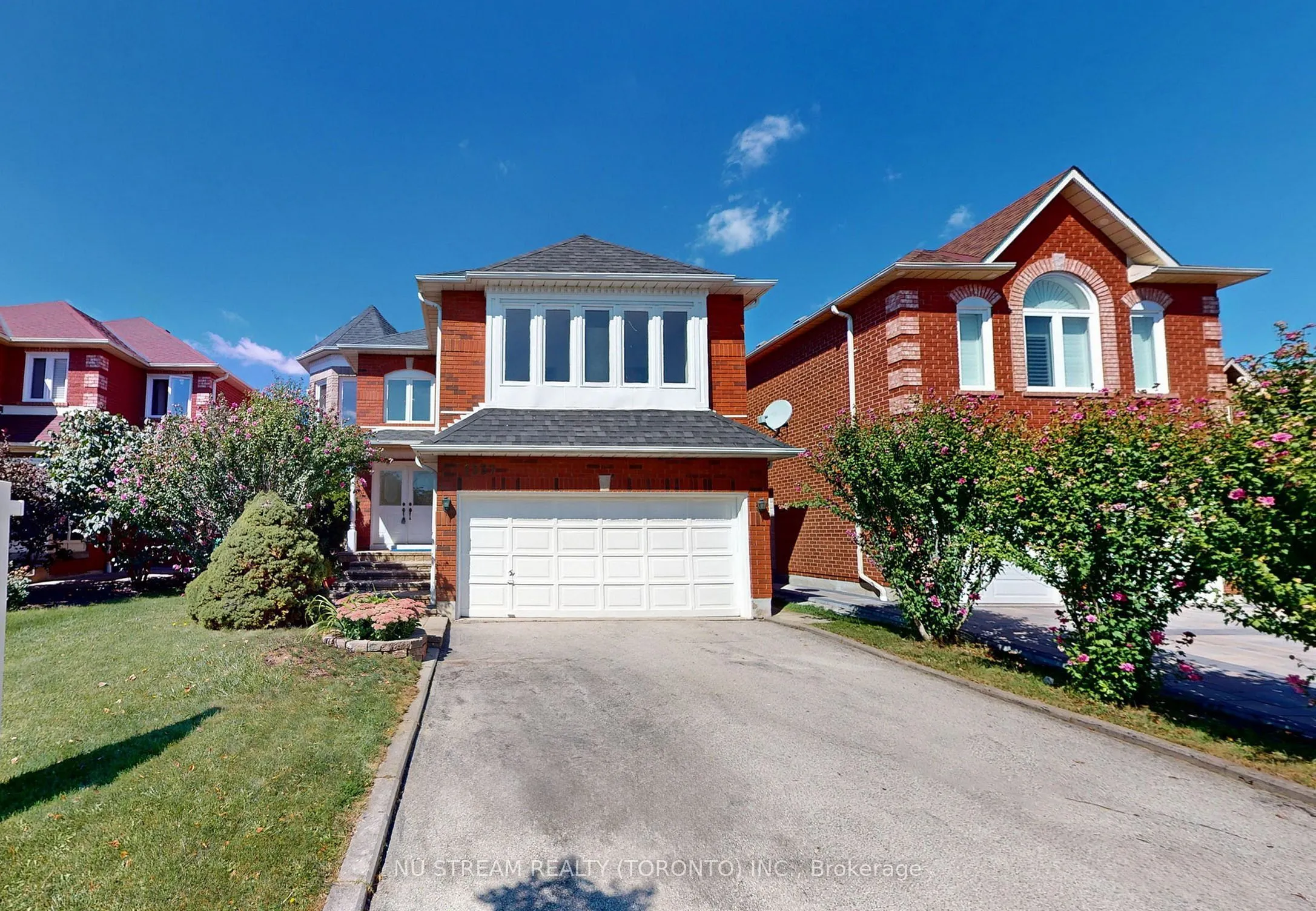 Detached Home For Sale | W12461971