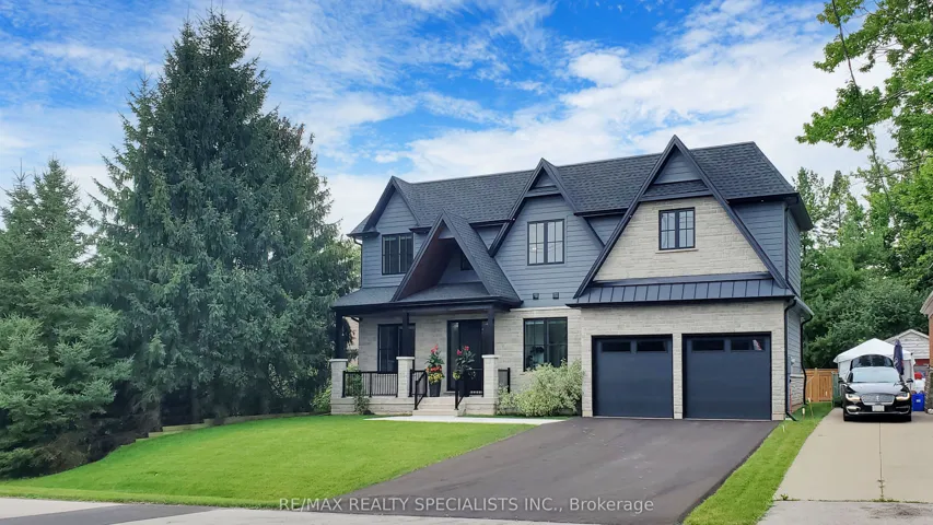 212  Southview  Road, Oakville, ON L6K 2P4