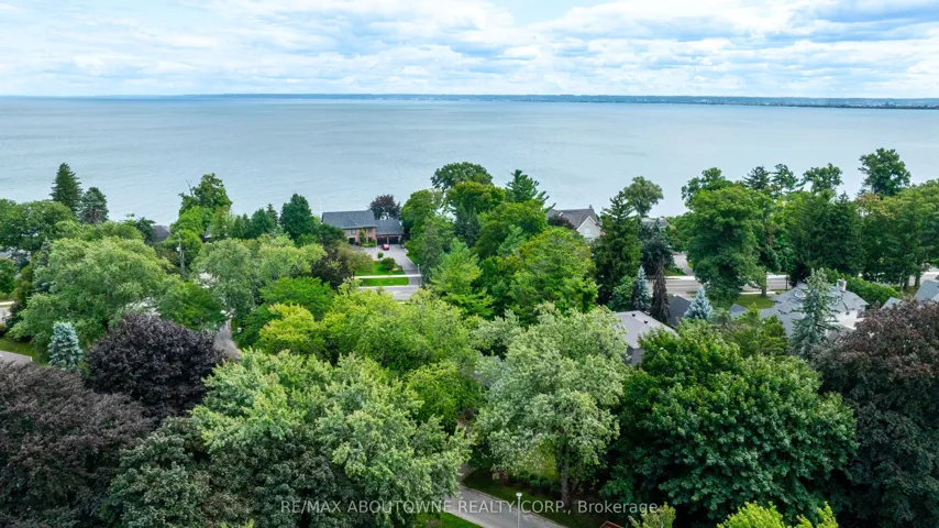 206  Rossmore  Boulevard, Burlington, ON L7N 1R1