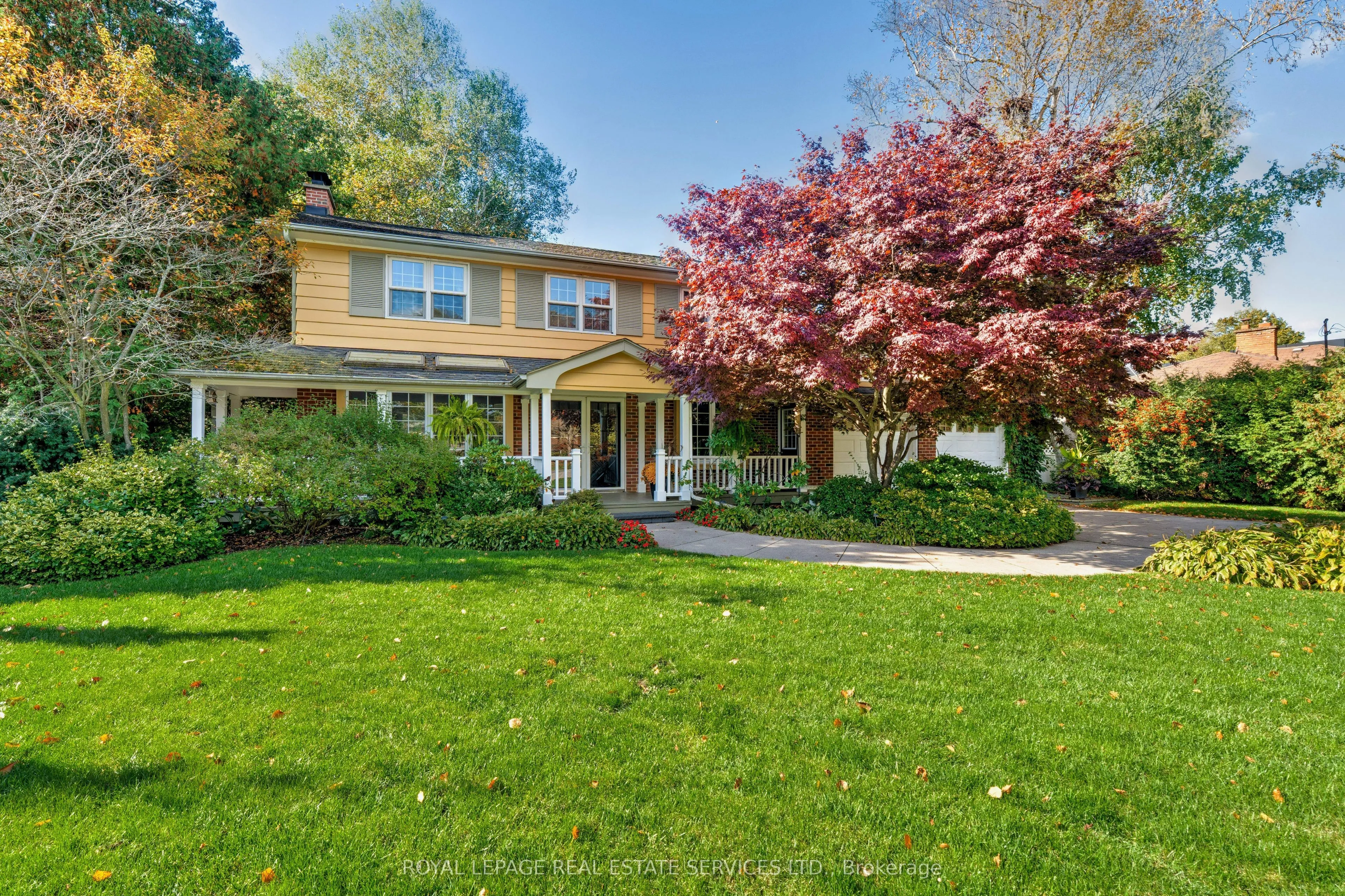 Detached Home For Sale | W12536808