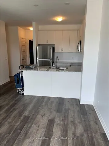 102  Grovewood Common  Drive, Oakville, ON L6H 0X2