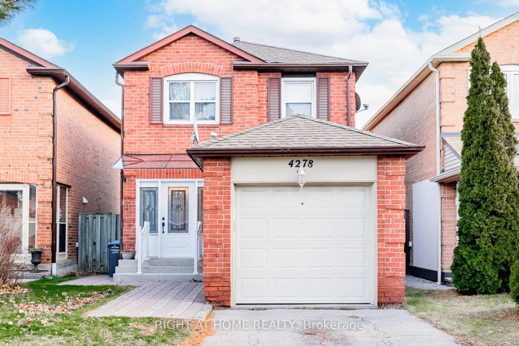 Detached Home For Sale | W12545416