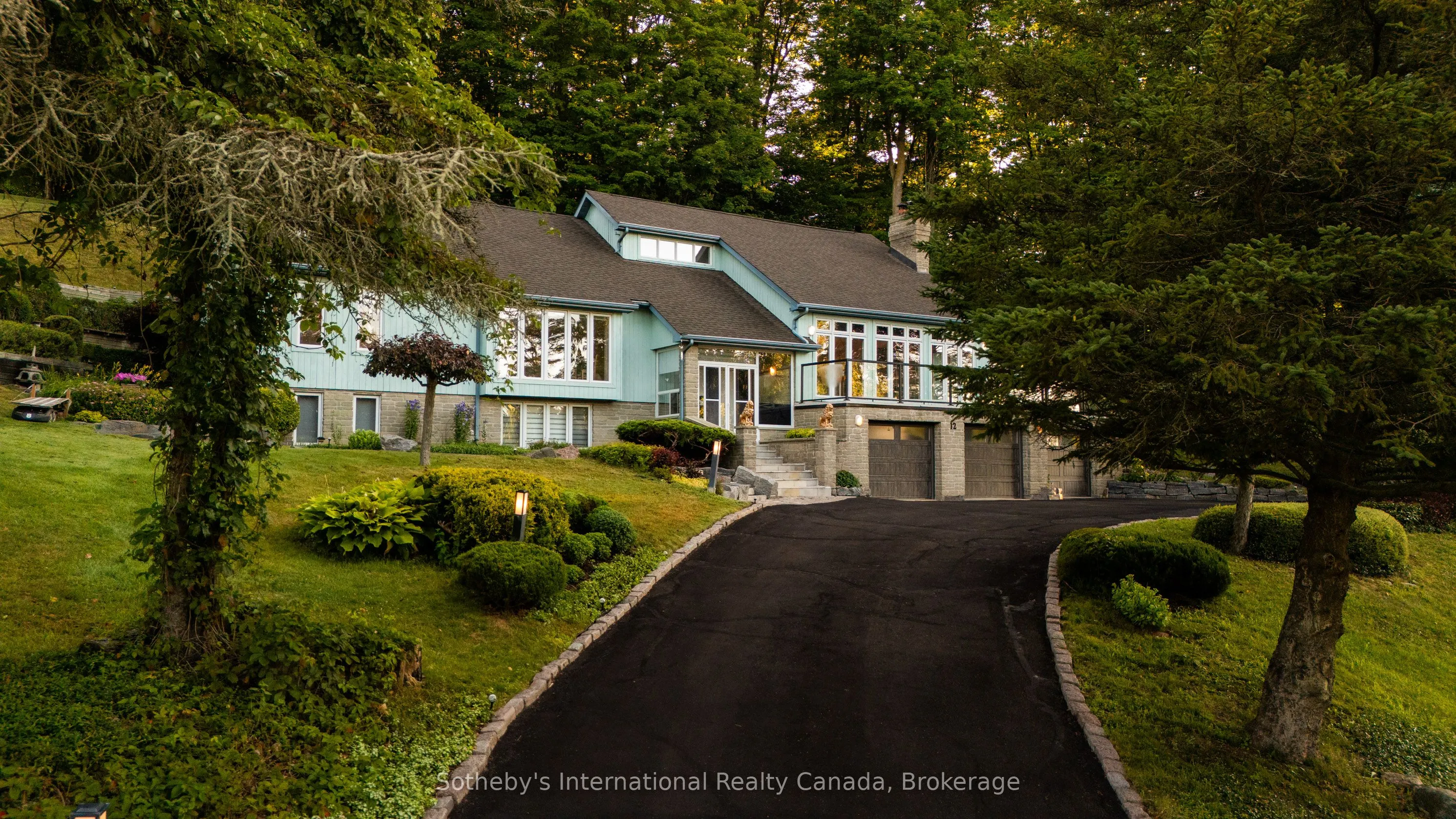 Detached Home For Sale | W12546136